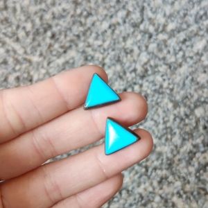 Triangle stud earrings